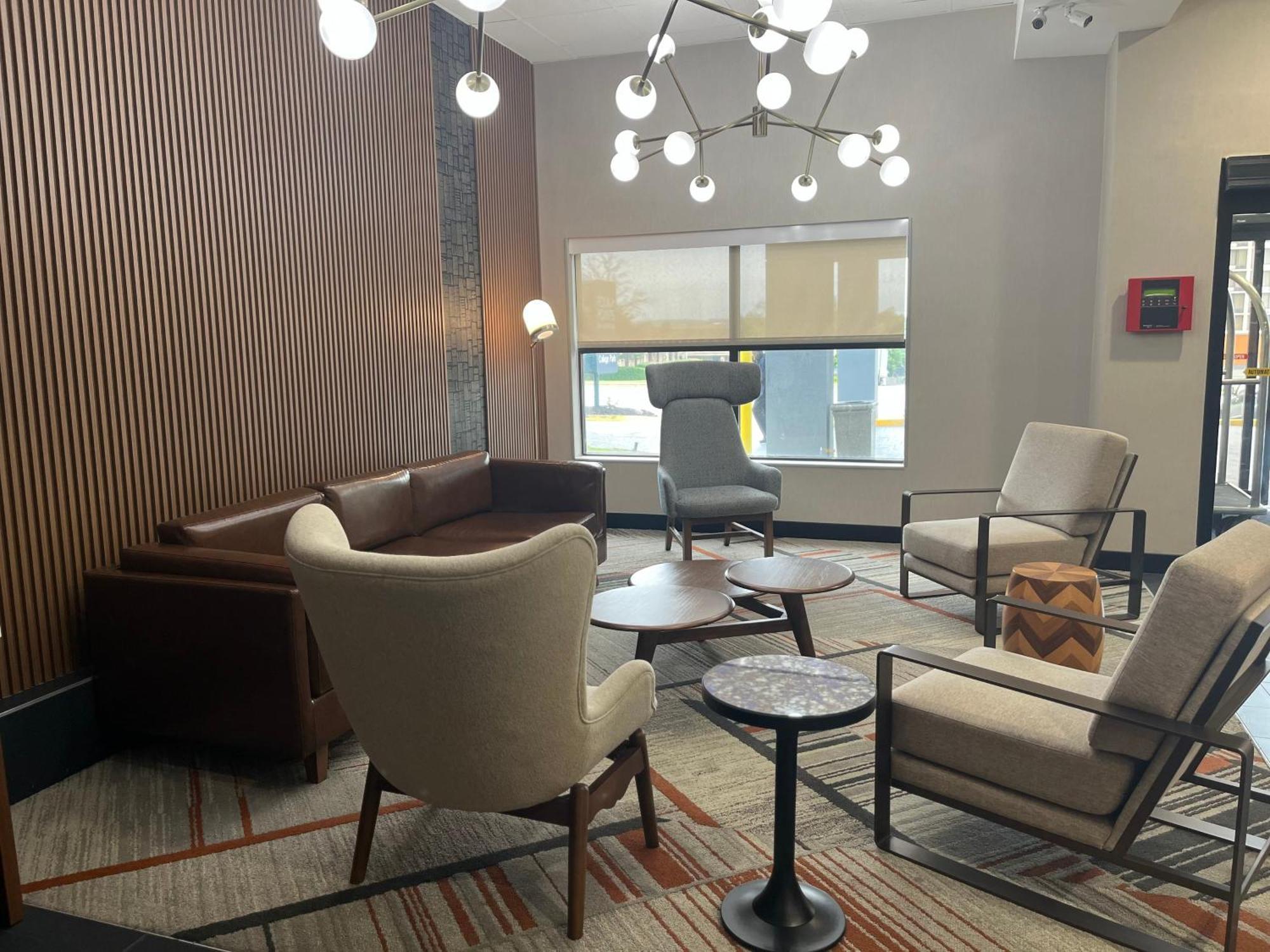 Four Points By Sheraton College Park Atlanta Airport Forest Park Exterior foto